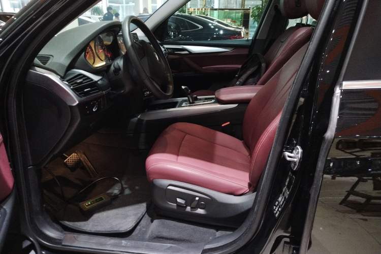 Used BMW X5 2016 xDrive35i parallel import
