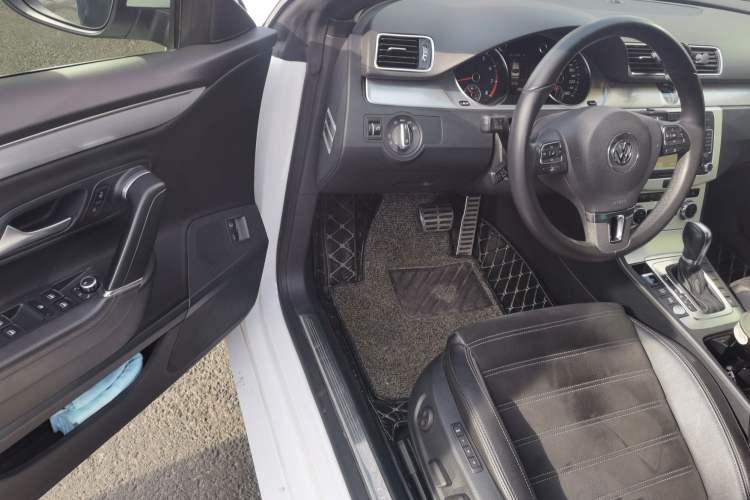 Used Volkswagen FAW-Volkswagen CC 2016 2.0 TSI Luxury Model