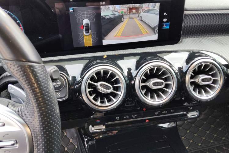 Used Mercedes-Benz A-Class 2021 A 200 L Sport Sedan Fashion Model
