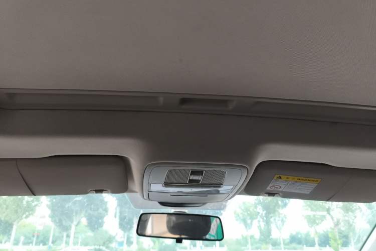 Used Roewe i5 2019 1.5L Automatic 4G Connected Linghao Flagship Edition
