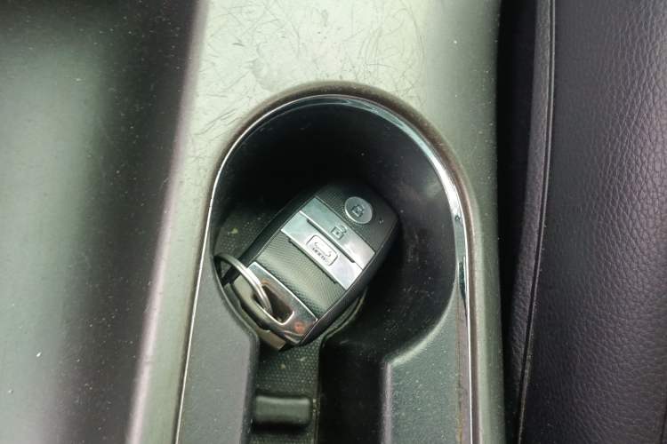 Used Kia K3 2015 1.6L Automatic GLS