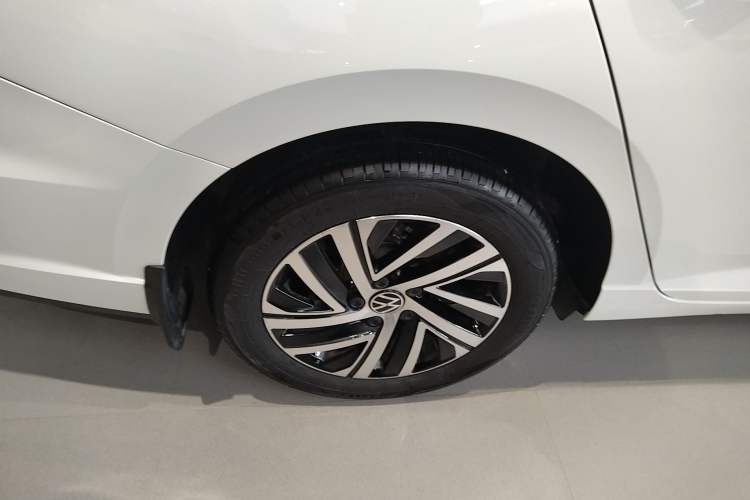 Used Volkswagen Lavida 2024 1.5L Automatic 5 Million Edition
