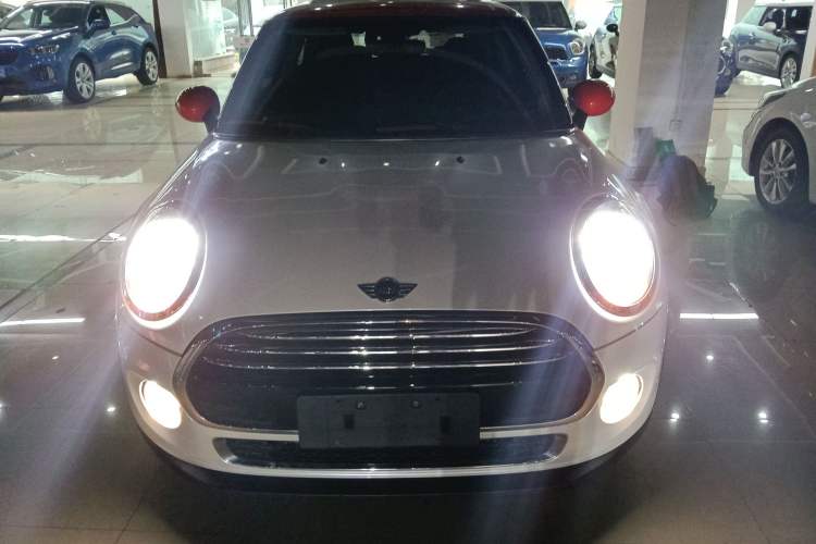 Used  MINI 2016 1.5T COOPER
