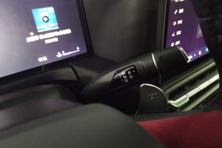 Used Tank 300 2025 2.0T Conqueror