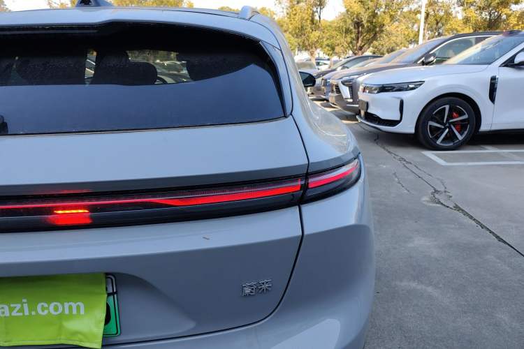 Used Nio ET5T 2025 75 kWh Touring