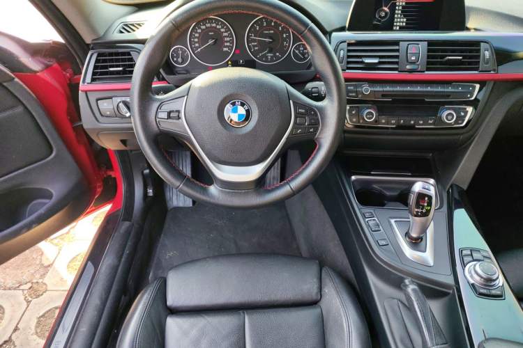Used BMW 4 Series 2014 420i Design Package Model