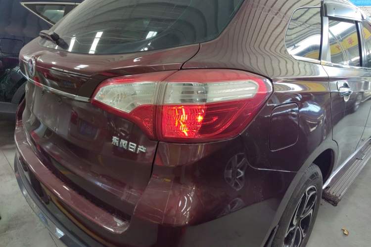 Used Venucia T70 2015 1.6L Manual Ruixing Edition
