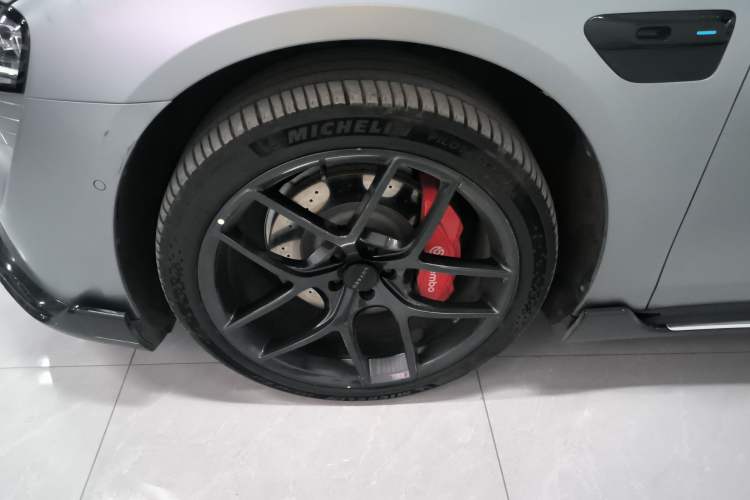 Used Hima Luxeed S7 2024 Max RS Four-Wheel-Drive Performance Edition
