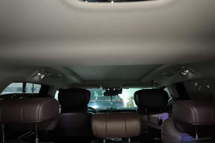 Used  Lanyue 2023 400T Two-Wheel Drive Starry Edition 7-Seater