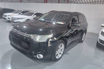 Used Mitsubishi Outlander 2013 2.4L 4x4 Luxury Navigation Edition 5 Seats