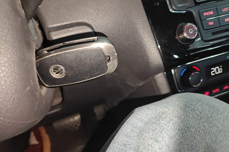 Used Volkswagen Polo 2016 1.6L Automatic Luxury Model
