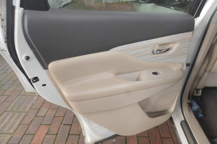 Used Nissan Murano 2017 2.5L XE Two-Wheel Drive Elite Edition
