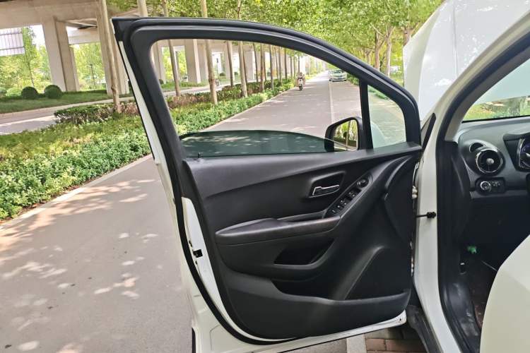 Used Chevrolet Trax 2014 1.4T Manual Two-Wheel Drive Comfort Model
