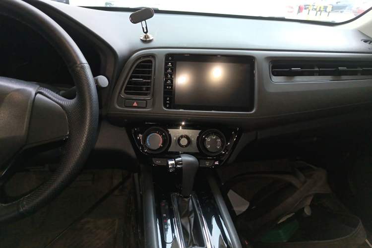 Used Honda Vezel 2020 1.5L CVT Pioneer Edition
