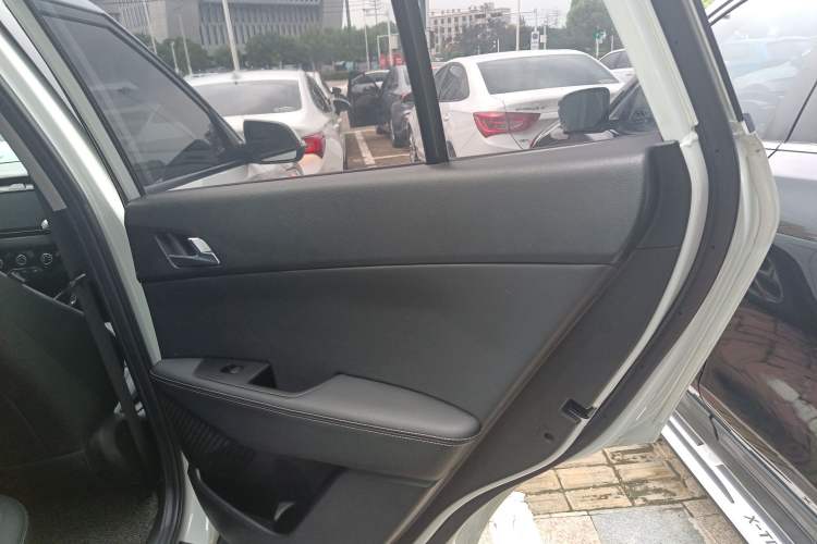 Used Hyundai ix25 2017 1.6L Automatic Smart Version
