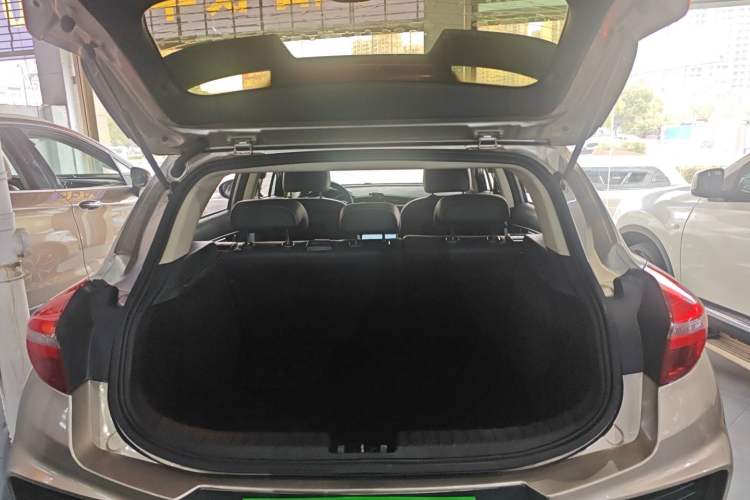 Used Geely Auto Emgrand GS 2018 Lingchao Edition 1.4T Automatic LingShang Smart Connectivity Model
