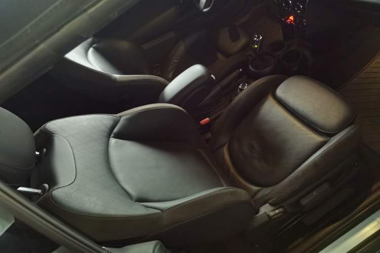 Used  MINI 2023 Revised 1.5T COOPER CABRIO Artist
