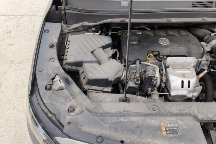 Used Buick GL6 2018 18T 6-Seater Prestige Model
