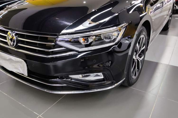 Used Volkswagen Magotan 2020 330TSI DSG Leading Model
