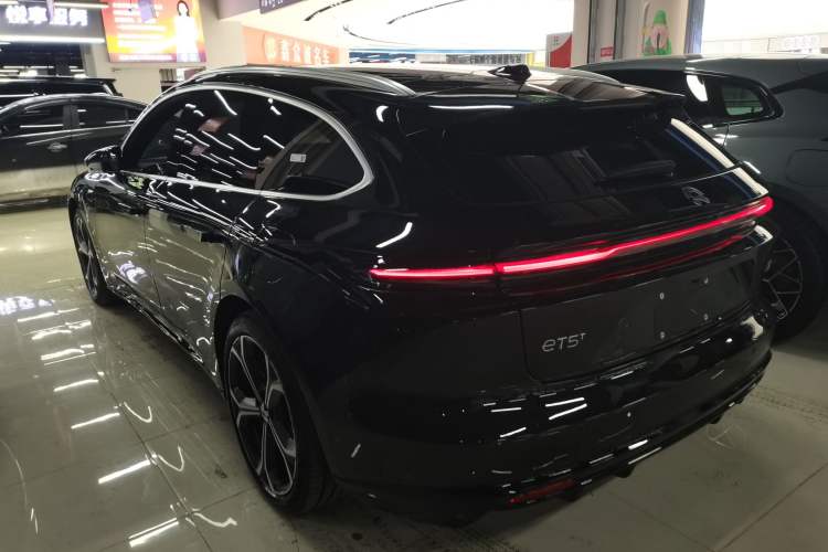 Used Nio ET5T 2025 75 kWh Touring