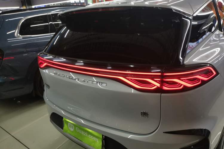 Used BYD Tang New Energy 2024 DM-i Glory Edition 112KM Prestige Model
