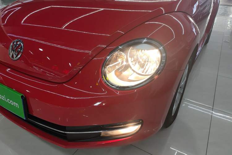 Used Volkswagen Beetle 2015 180TSI model
