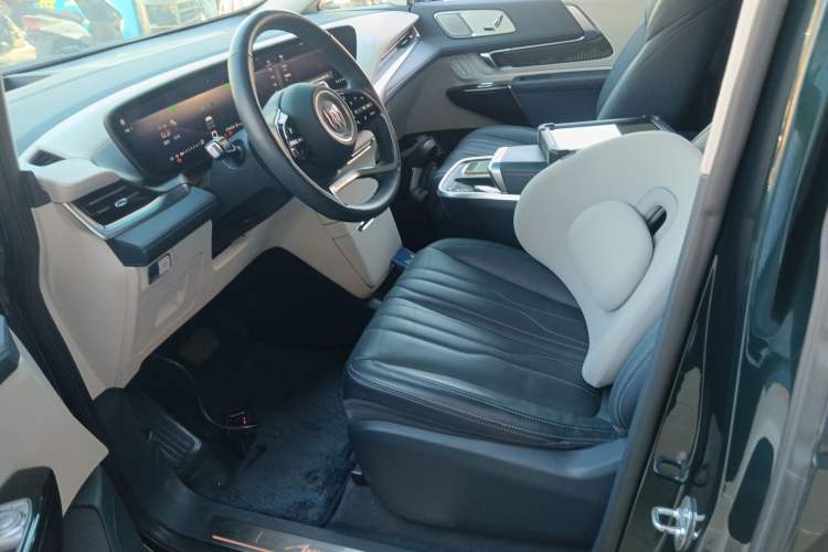 Used Buick Century 2023 2.0T Four-Seat Private Edition
