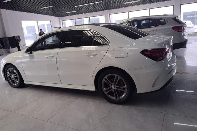 Used Mercedes-Benz A-Class 2020 Facelift A 180 L Sport Sedan Special Configuration
