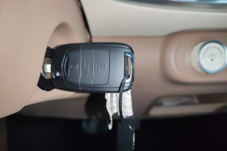 Used Wuling Hongguang MINIEV 2025 Four-Door Version Advanced Edition
