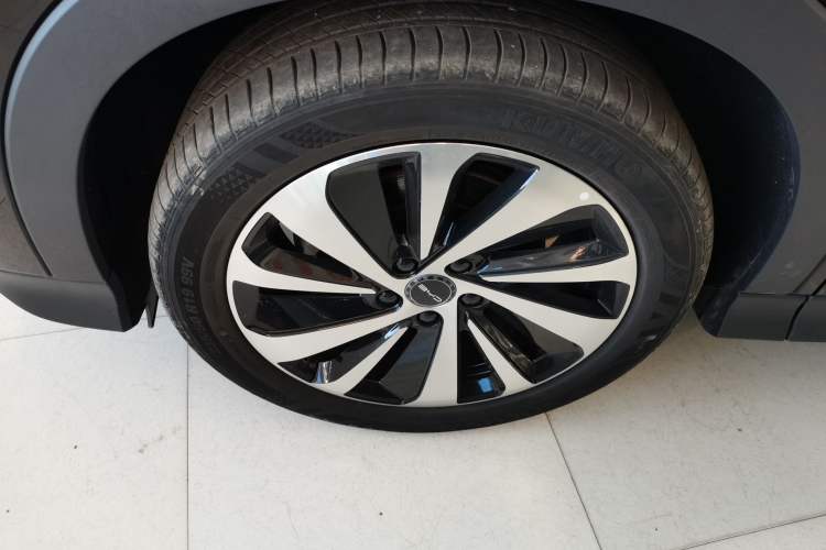 Used BYD Song PLUS New Energy 2023 Champion Edition DM-i 110KM Flagship PLUS
