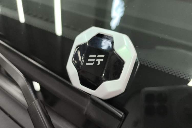 Used JETOUR Traveler 2023 2.0T All-Wheel Drive CrossPRO+
