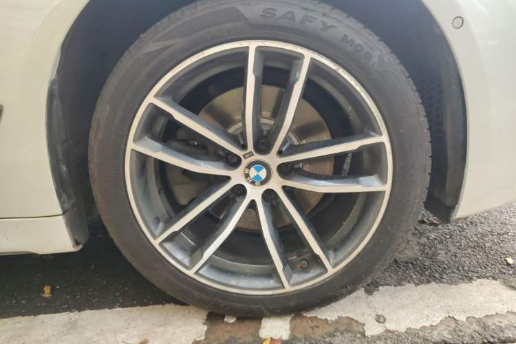 Used BMW 5 Series 2022 Restyled 525Li M Sport Package
