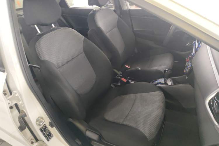 Used Hyundai Verna 2017 1.4L Automatic YueXiang Edition China V-standard
