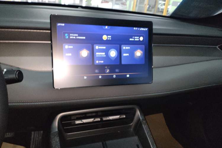 Used BYD Qin PLUS 2025 DM-i Smart Drive 55KM Leading Model
