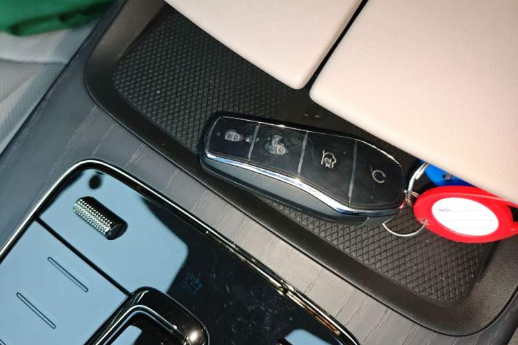 Used BYD Han 2025 EV with 701 km of Laser Radar-Enabled Intelligent Driving
