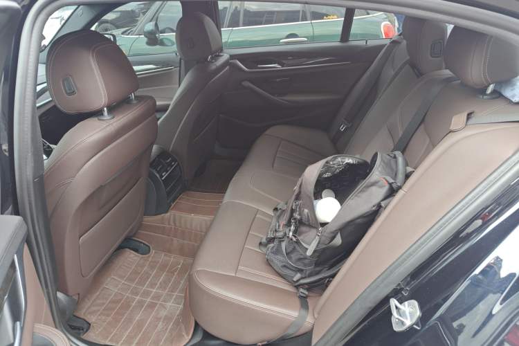 Used BMW 5 Series 2019 525Li M Sport Package