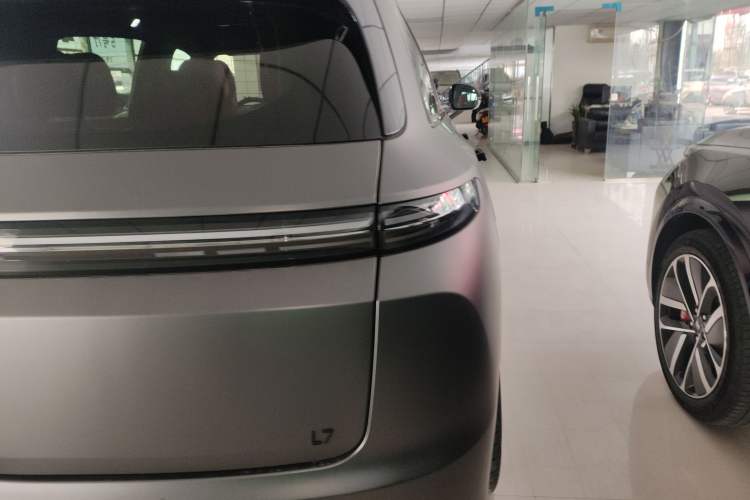Used Li Auto L7 2023 Air model
