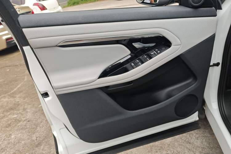 Used Land Rover Range Rover Evoque 2020 249 PS R-DYNAMIC S Sport Edition
