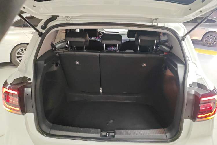 Used Volkswagen Tacqua 2021 1.5L Automatic Yue Zhi Lian Edition
