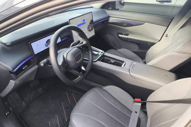 Used Lynk & Co 07 2024 EM-P 126 Long-Range Ultra