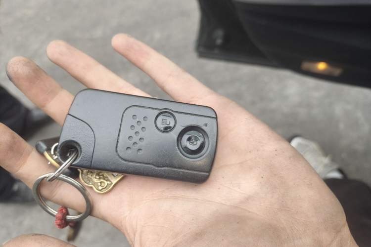 Used Honda Crosstour 2012 2.4L Prestige Edition
