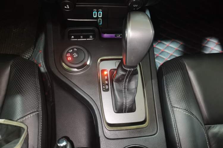 Used Ford Everest 2017 2.0T Gasoline Automatic 4x4 Luxury Edition 7 Seats
