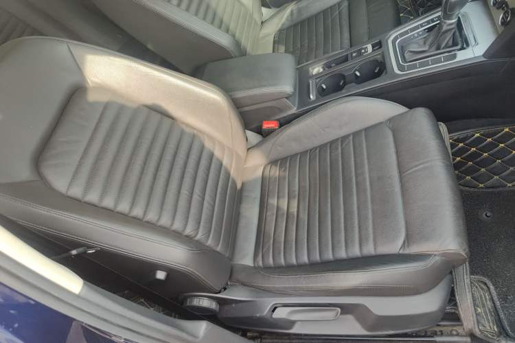 Used Volkswagen Variant 2018 380TSI Two-Wheel Drive Comfort Edition
