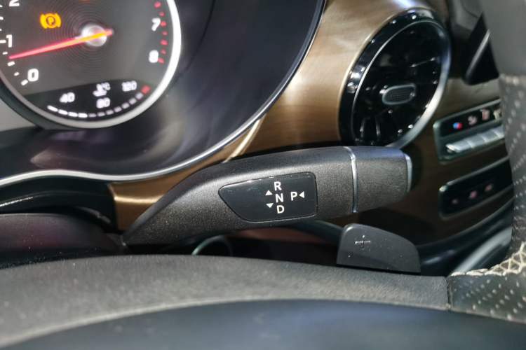 Used Mercedes-Benz V-Class 2022 V 260 L Long-wheelbase Luxury Edition
