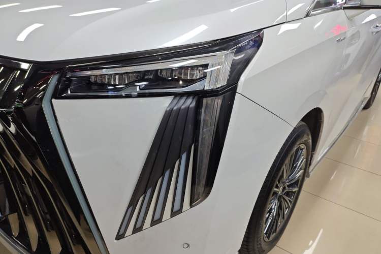 Used GAC Trumpchi M8 2024 Master Series 400T Prestige Edition