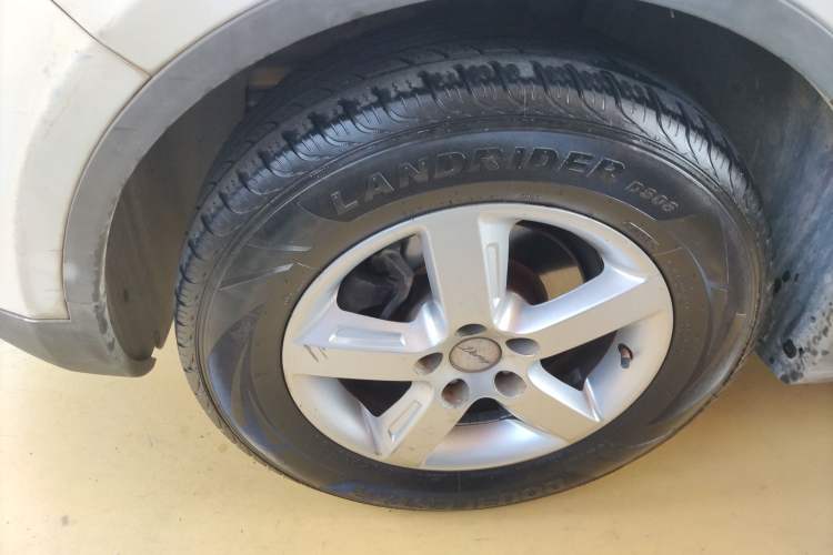 Used Zotye Domy X5 2017 Value Edition 1.6L Manual Comfort Model