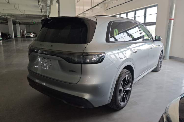 Used Hima AITO M8 2025 Extended-Range Ultra Version 53.4 kWh 5-Seater Edition
