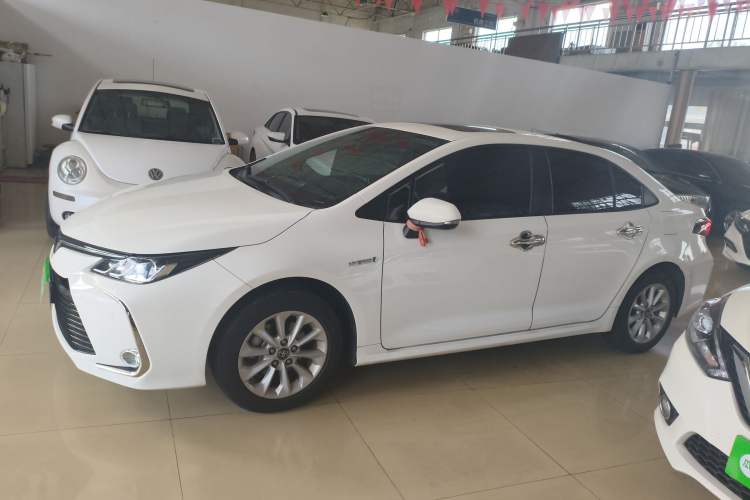 Used Toyota Corolla 2021 Dual-Motor 1.8L E-CVT Elite Edition
