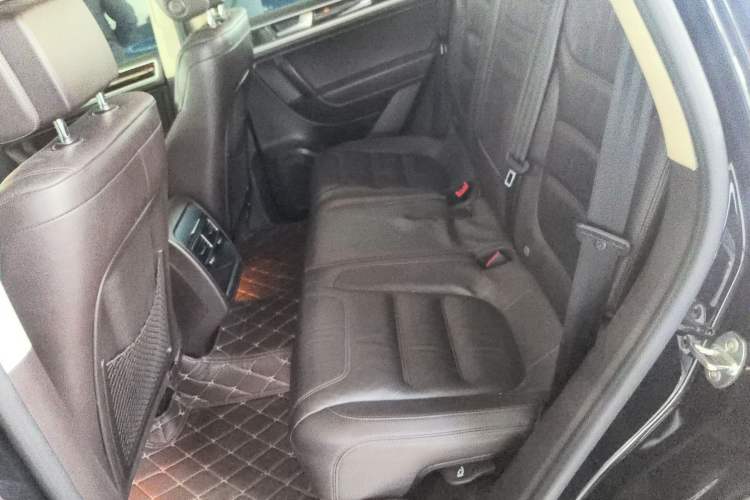 Used Volkswagen Touareg 2011 3.0 TSI Standard Version