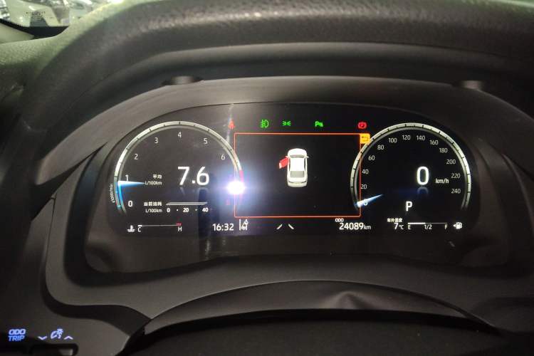 Used Toyota Camry 2023 2.0G Luxury Edition
